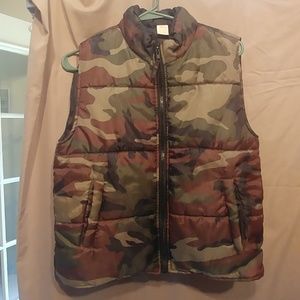Open Trails Camo Vest